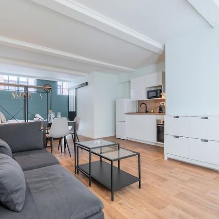 Vieux-Lille/Hypercentre: Lovely Equipped Studio Экстерьер фото