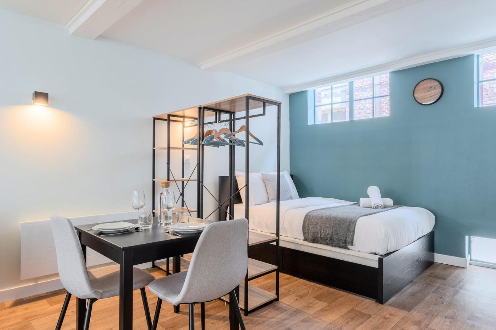 Vieux-Lille/Hypercentre: Lovely Equipped Studio Экстерьер фото